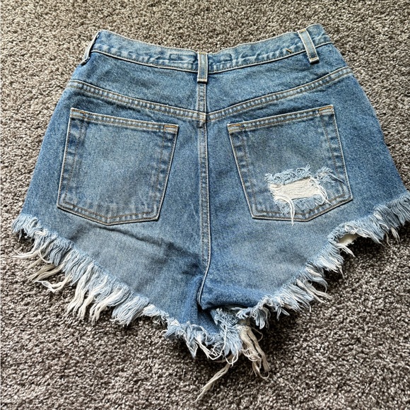 Cheeky denim shorts - Picture 4 of 5